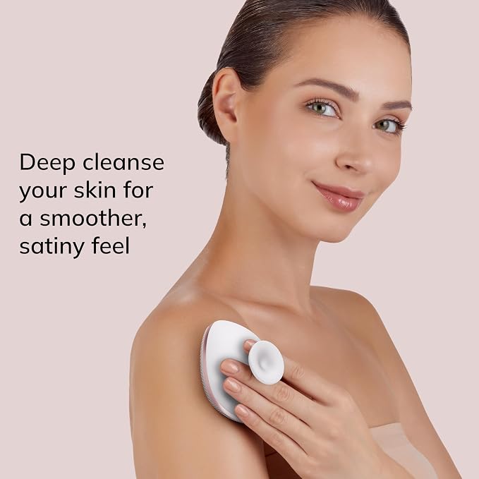 GESKE Body Brush | 4 in 1 | Design with Metal Ring | Cleansing Brush for the Entire Body | Professional Deep Cleaning | Soft Silicone Bristles | Ergonomic Two-Finger Design